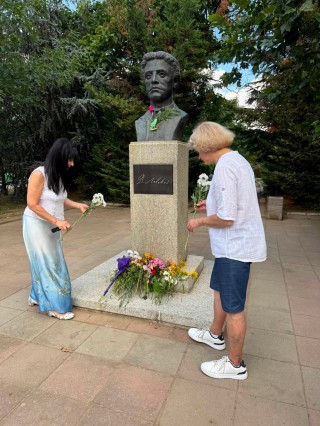 С ВЪЛНУВАЩИ СЪБИТИЯ ОБЩИНСКА БИБЛИОТЕКА „ИСКРА“ ОТБЕЛЯЗА 189 ГОДИНИ ОТ РОЖДЕНИЕТО НА ВАСИЛ ЛЕВСКИ